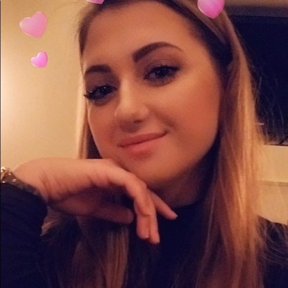 Meet your Posher, Kate - Picture 1 of 1